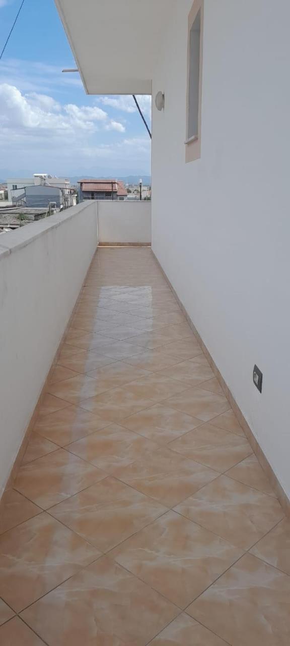 Casa Intera La Paghi Come Una Camera The Home With The Price Of A Room Durres Luaran gambar